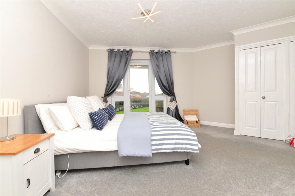 Additional image 10 of Barton Chase, First Marine Avenue, Barton on Sea, New Milton, BH25