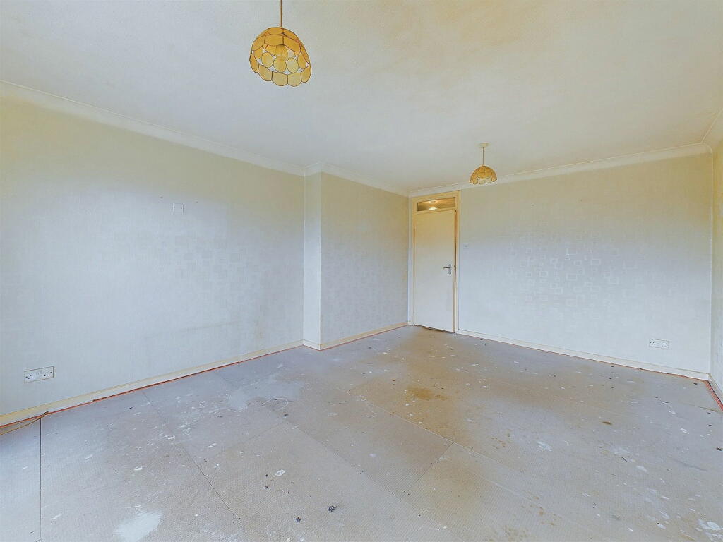 Additional image 4 of Cardinal Court, Grand Avenue, Worthing, BN11