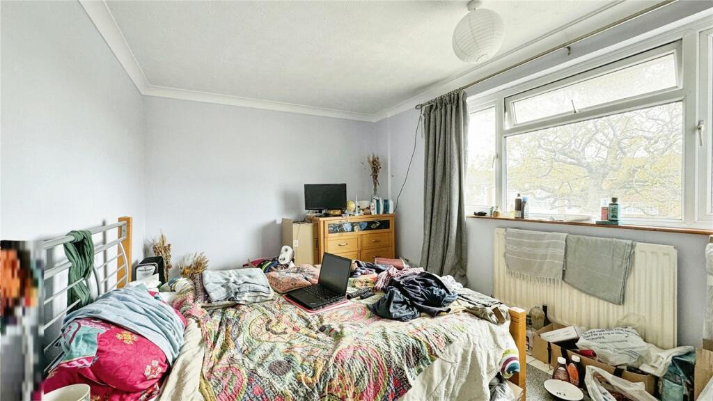 Additional image 8 of Hardy Close, New Milton, Hampshire, BH25