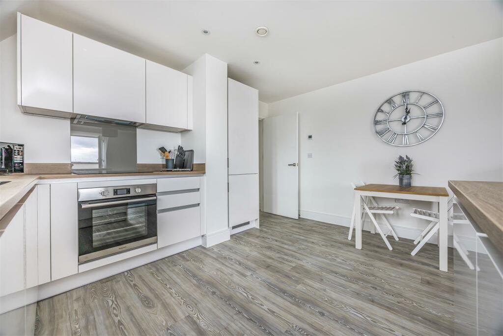 Additional image 8 of West Cliff Road, Bournemouth