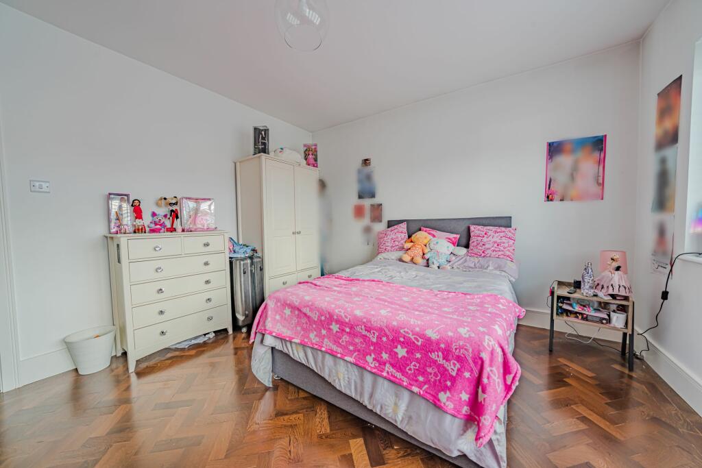 Additional image 27 of Burford Close, Christchurch, BH23