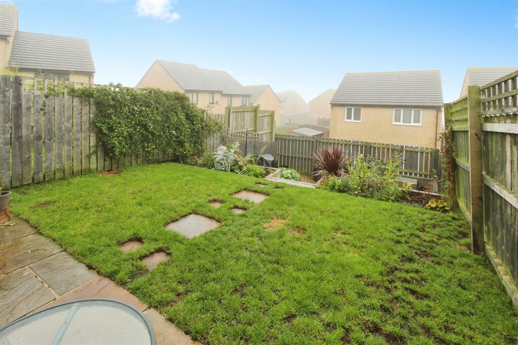 Additional image 16 of Meadow Bank, Allerton, Bradford, BD15 8HL