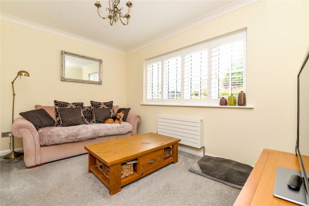 Additional image 7 of York Avenue, New Milton, Hampshire, BH25