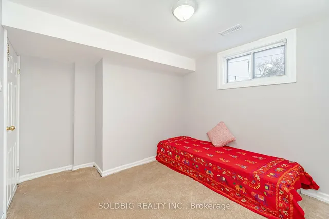 Additional image 7 of 4 Strathavon Dr