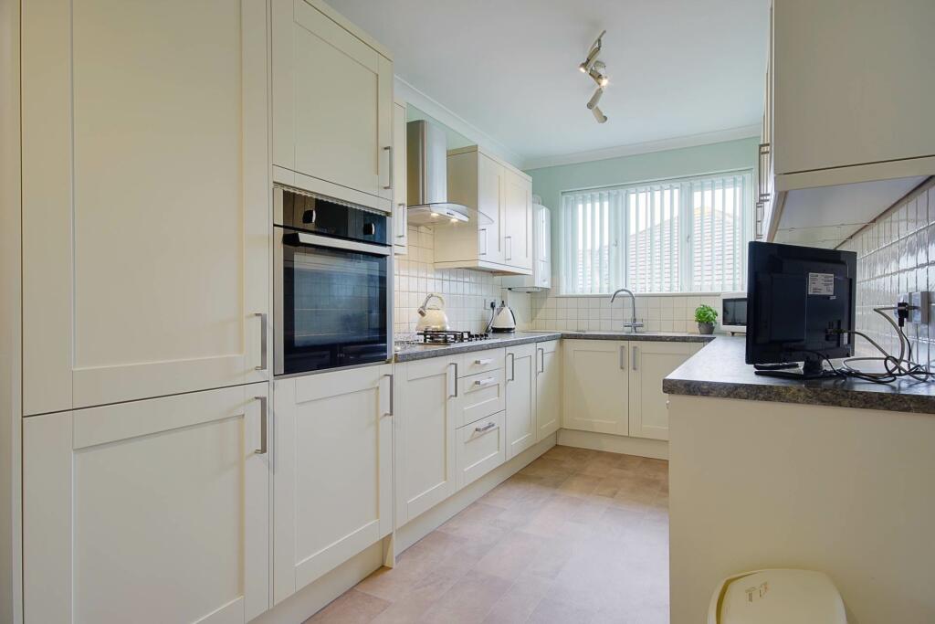 Additional image 10 of ** SEA VIEW **St Catherines Road, Southbourne