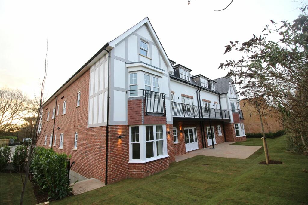 Additional image 15 of Chewton Farm Road, Highcliffe, Dorset, BH23