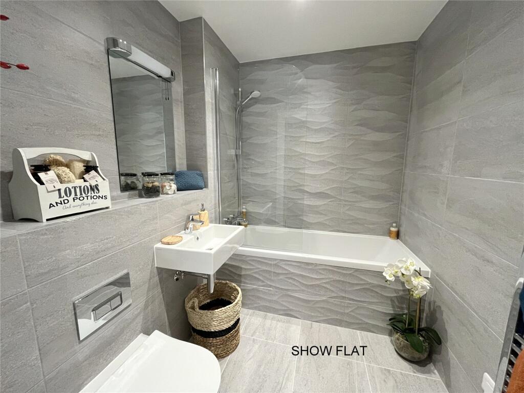 Additional image 9 of Vita Maris, 19-21 Wortley Road, Highcliffe, Dorset, BH23