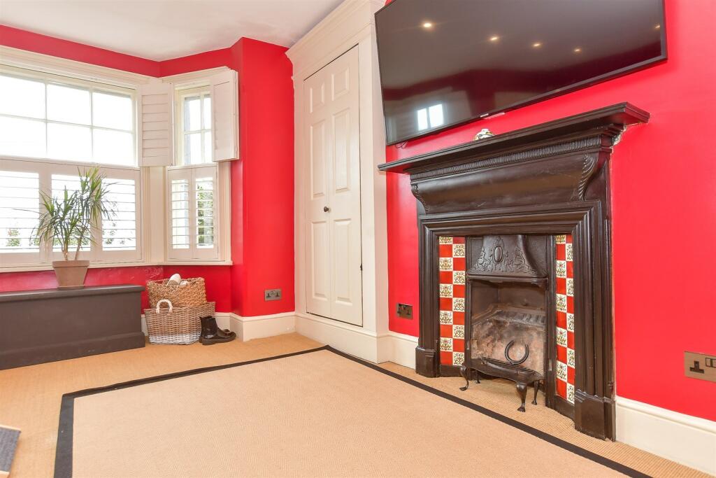 Additional image 9 of South Terrace, Littlehampton, West Sussex