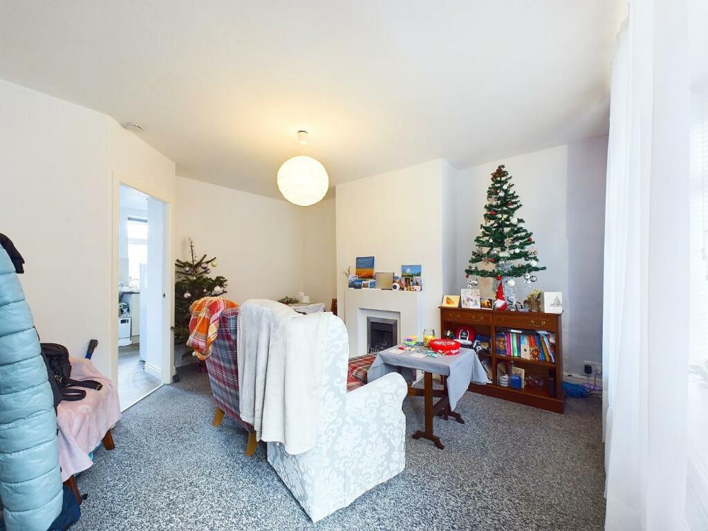 Additional image 12 of Rosebery Avenue, Shipley