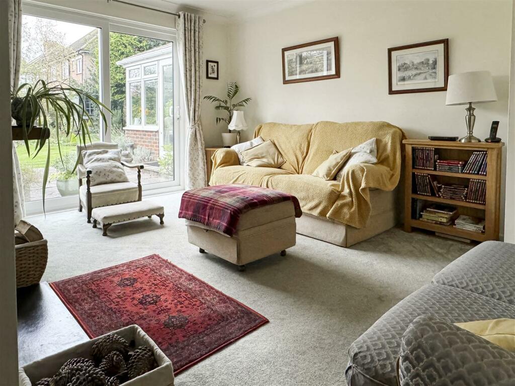 Additional image 5 of Meadow Way, Littlehampton