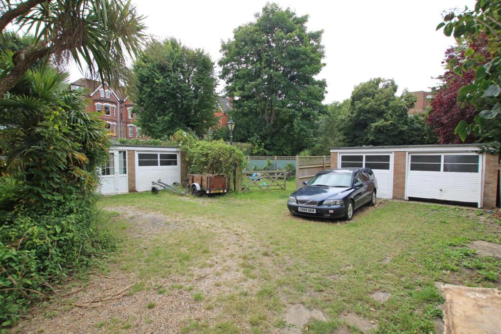 Additional image 18 of Grassington Road, Eastbourne, BN20 7BJ