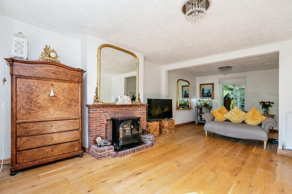 Additional image 18 of Downs View Close, East Dean, Eastbourne