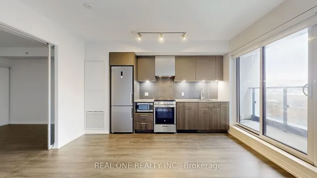 Additional image 11 of 251 Jarvis St Unit 526