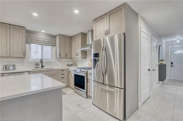 Additional image 15 of 5 Ventura Dr