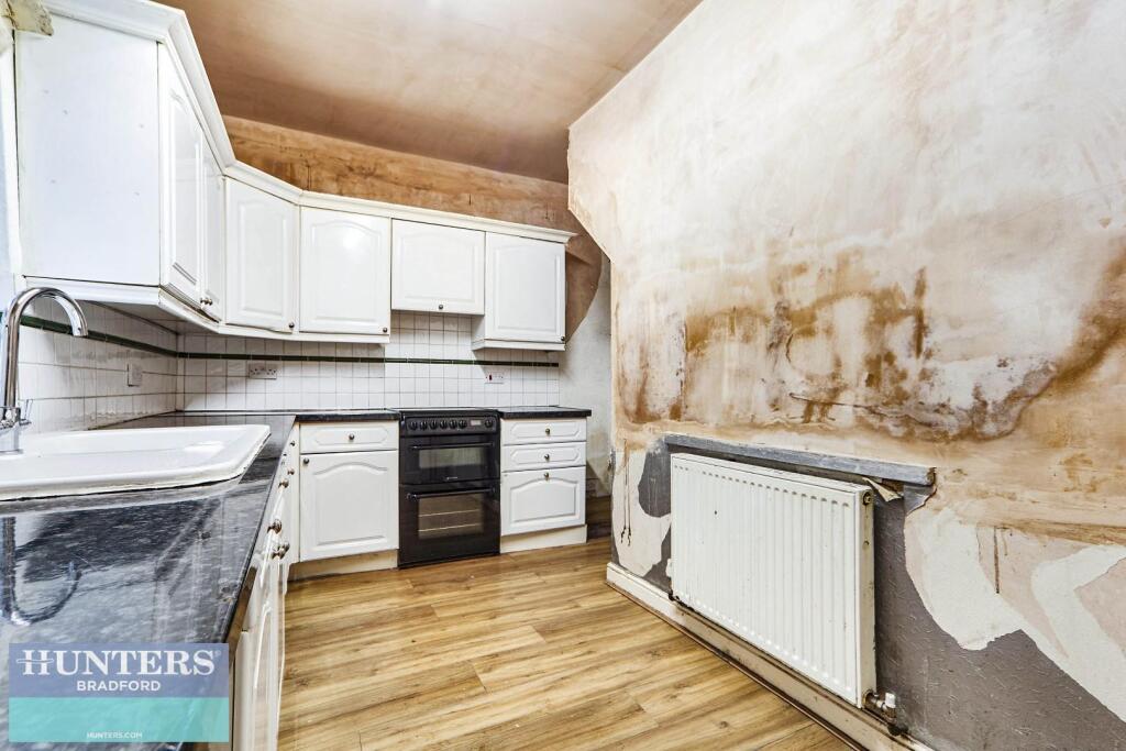 Additional image 7 of (TN) , Woodhall Avenue, Thornbury, Bradford, West Yorkshire, BD3 7BU