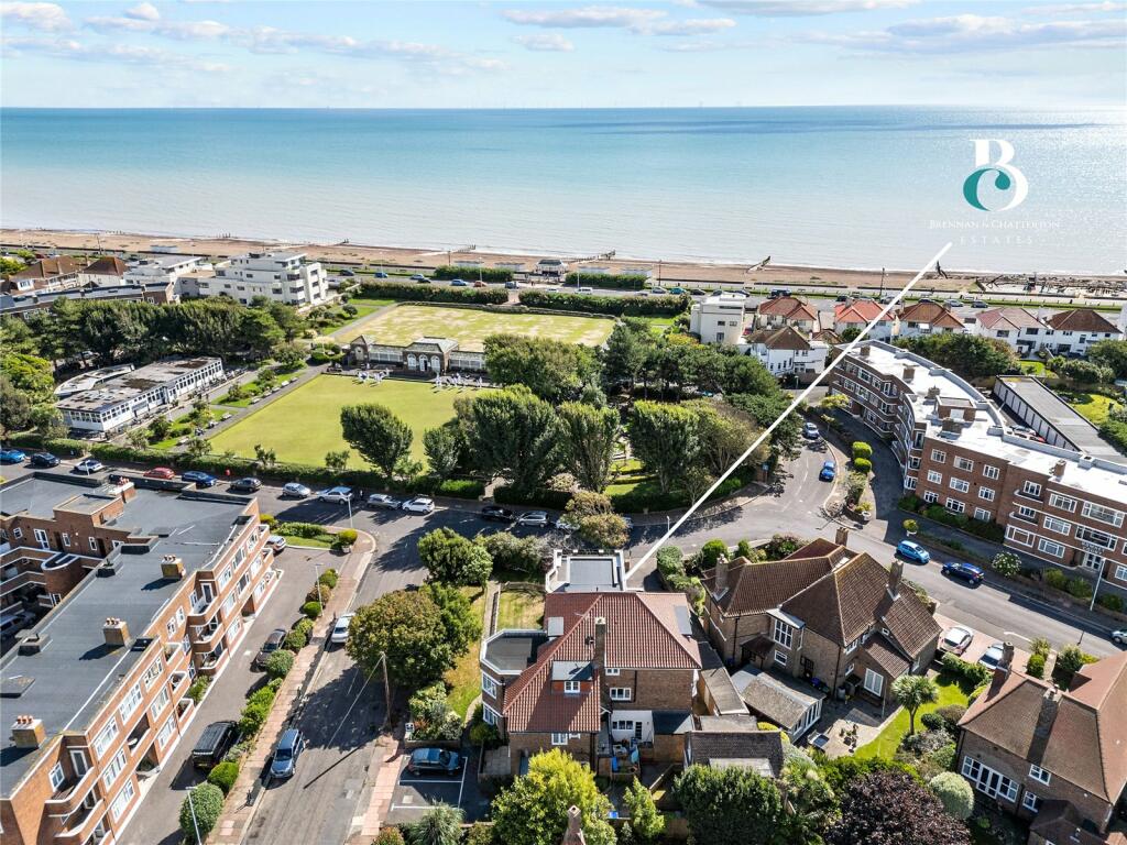 Winchelsea Gardens, Worthing, West Sussex, BN11