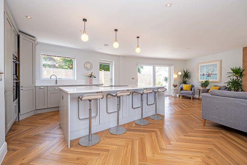 Additional image 3 of Sea Views - Quiet Cul de Sac location