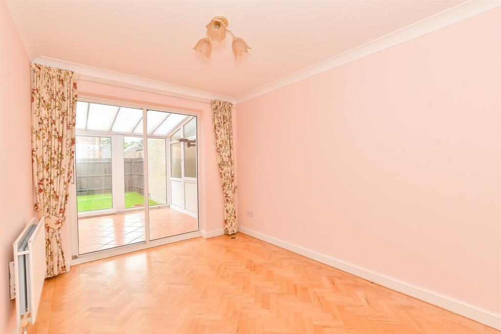 Additional image 5 of The Faroes, Littlehampton, West Sussex