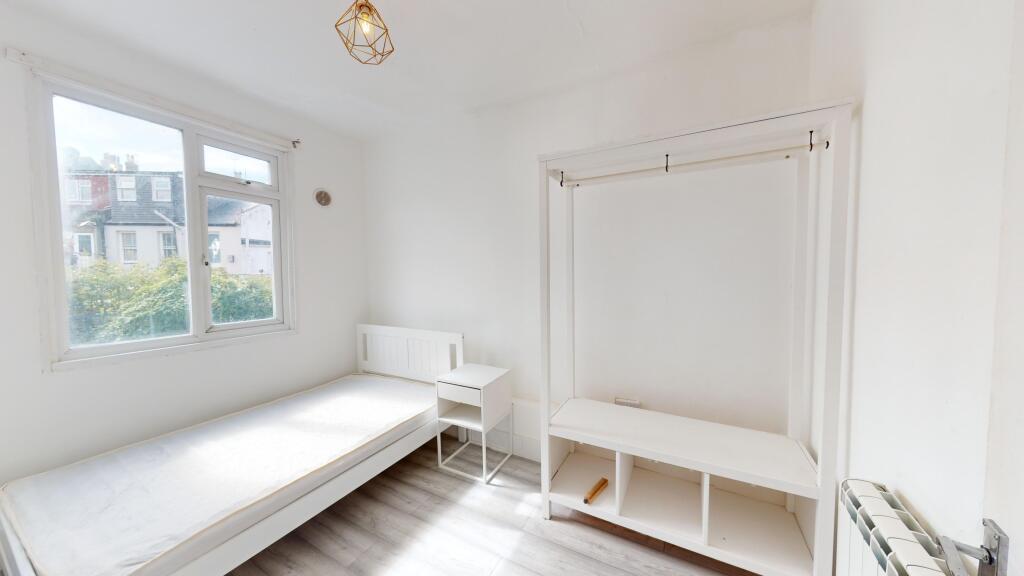 Additional image 2 of Elm Grove