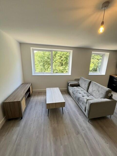 Additional image 4 of Bingley road