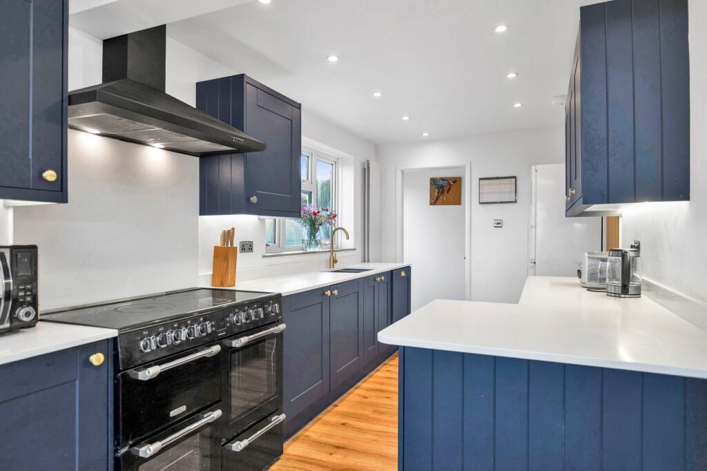 Additional image 2 of Battle Crescent, Hailsham, BN27