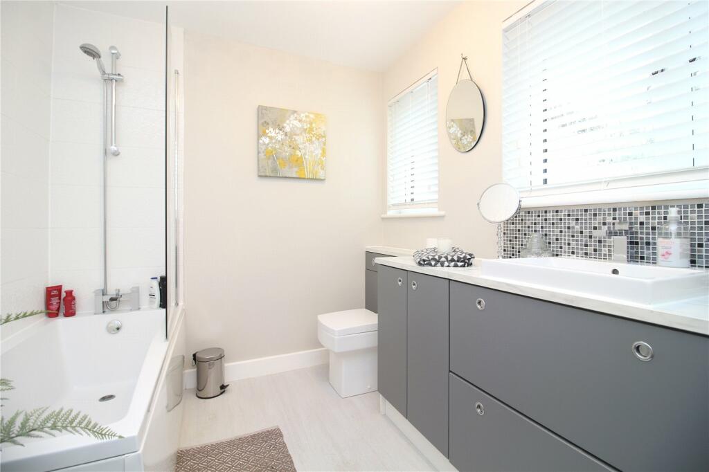 Additional image 7 of Southern Lane, Barton On Sea, New Milton, Hampshire, BH25