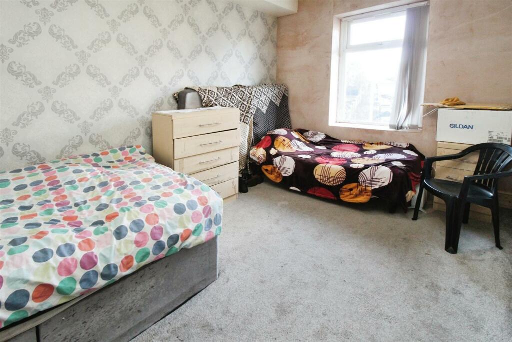 Additional image 6 of Hampden Place, Bradford, BD5 0JZ