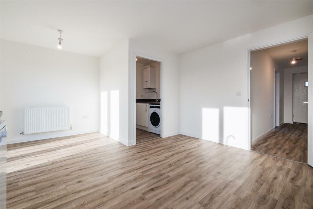 Additional image 4 of Moorland Lane, Bradford, BD4