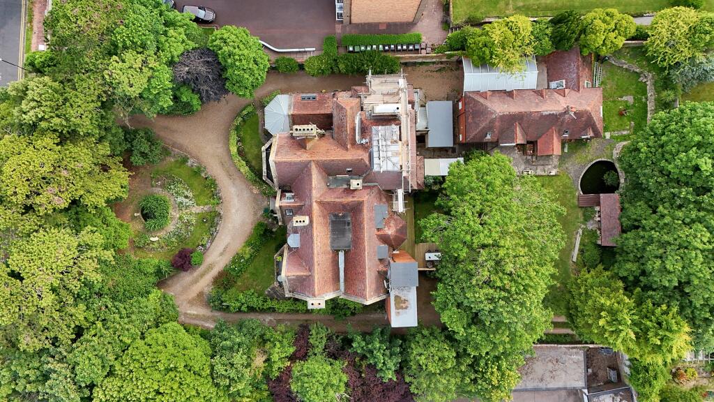 Additional image 2 of Flat , Cloona East,  Carlisle Road, Eastbourne