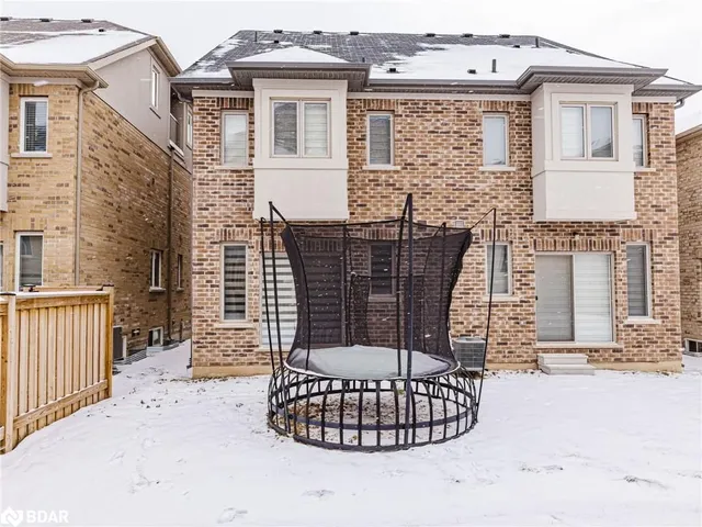 Additional image 31 of 3951 Koenig Rd