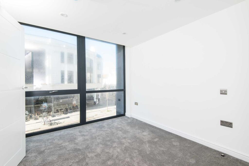 Additional image 6 of Worthing House, 2-6 South Street