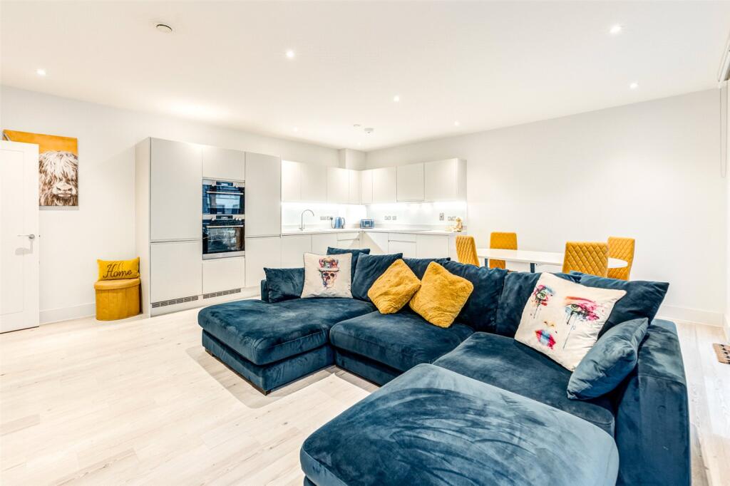 Additional image 11 of Brighton Road, Worthing, West Sussex, BN11