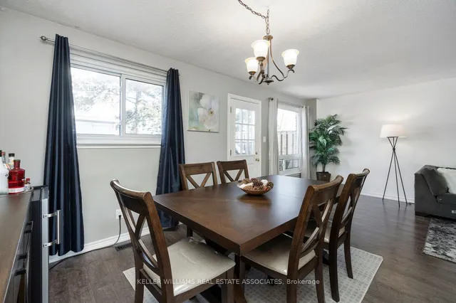 Additional image 10 of 44 Village Crt Unit 22