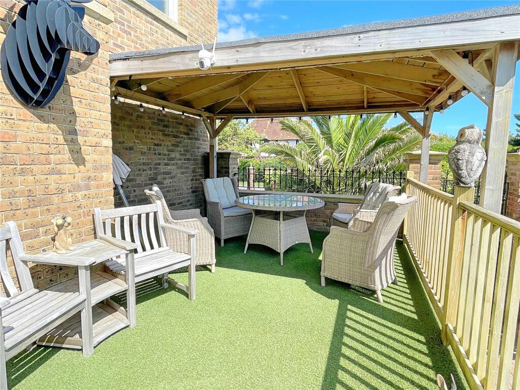 Additional image 8 of Sea Avenue, Rustington, Littlehampton, West Sussex, BN16