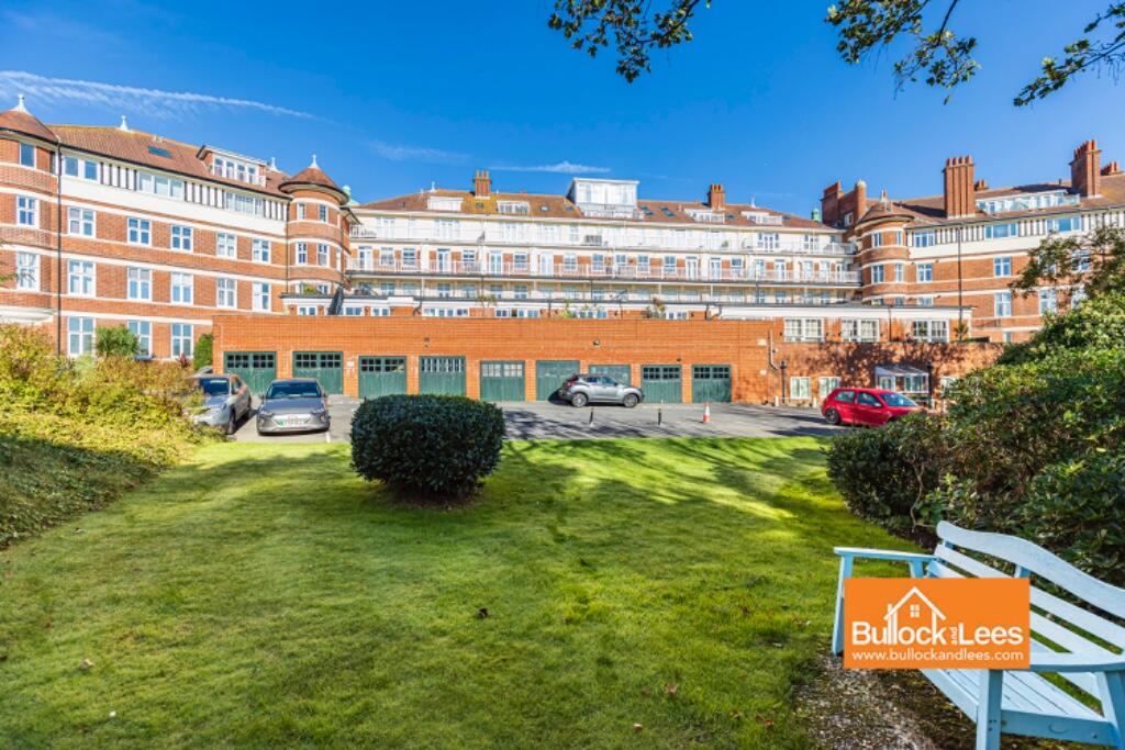 Additional image 15 of Burlington Mansion, Boscombe Spa, stunning flat