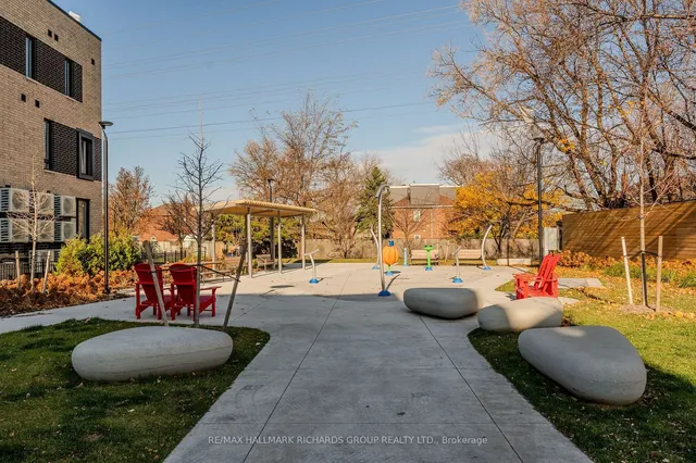 Additional image 28 of 20 Ed Clark Gardens Blvd Unit TH6