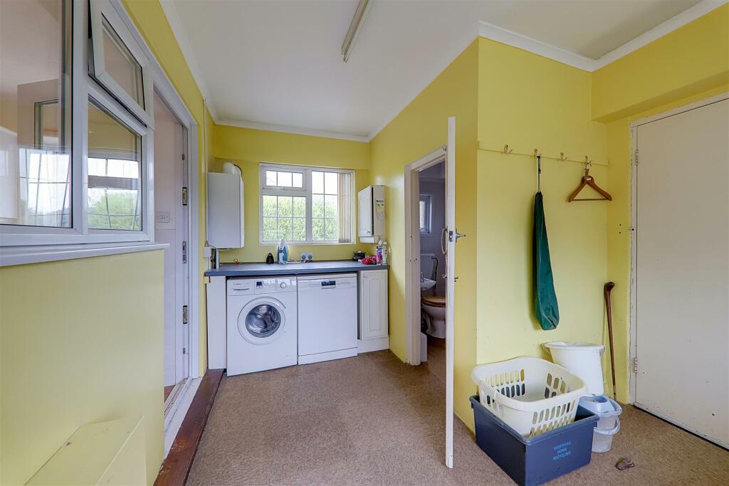 Additional image 16 of Alinora Crescent, Goring-By-Sea, Worthing