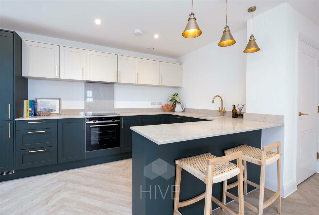 Additional image 6 of West Cliff Gardens, West Cliff, Bournemouth