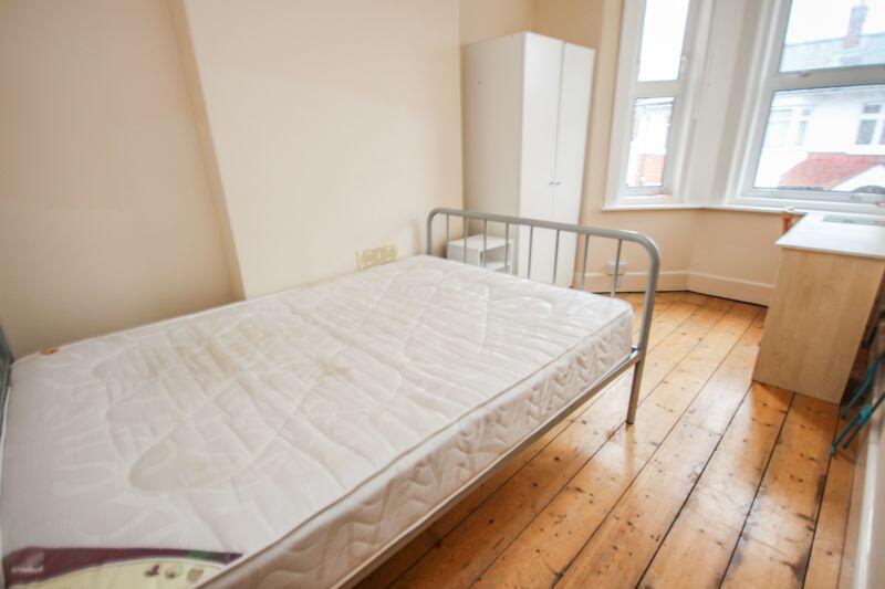Additional image 5 of Student House, Winton