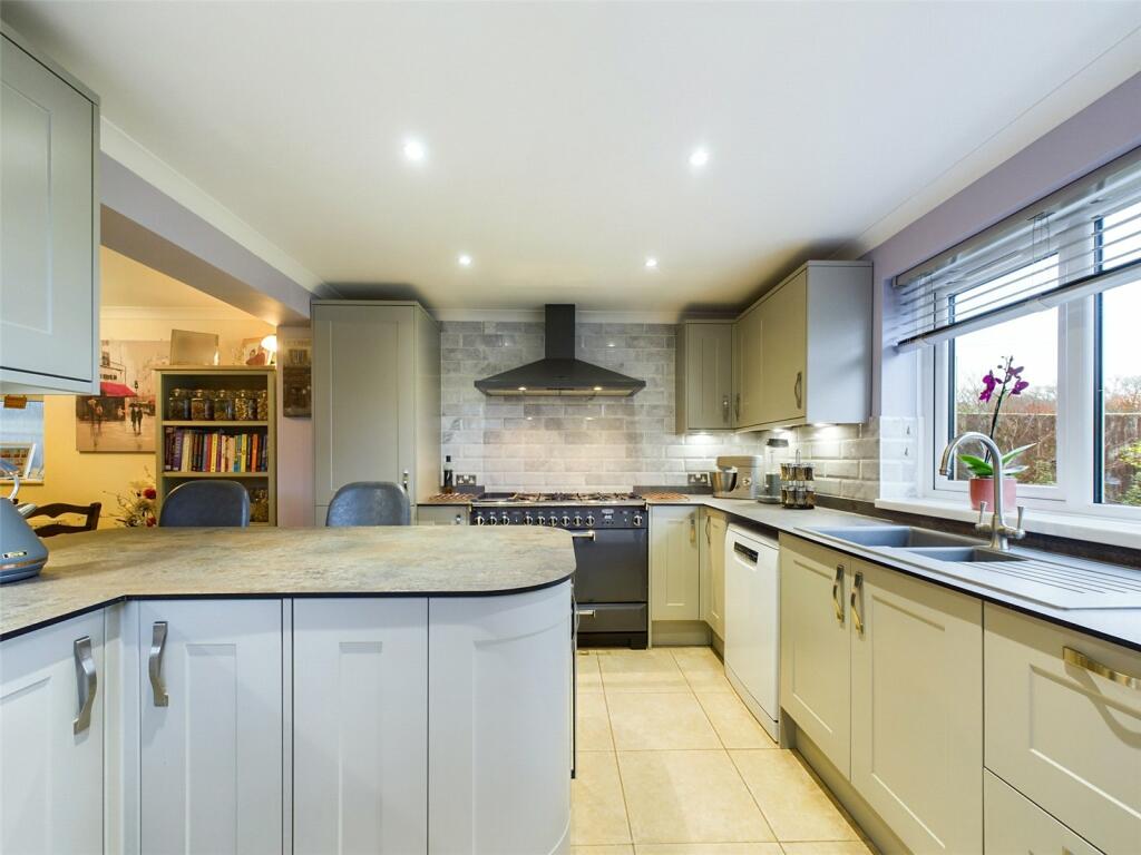 Additional image 21 of Pear Tree Close, Bransgore, Christchurch, Dorset, BH23