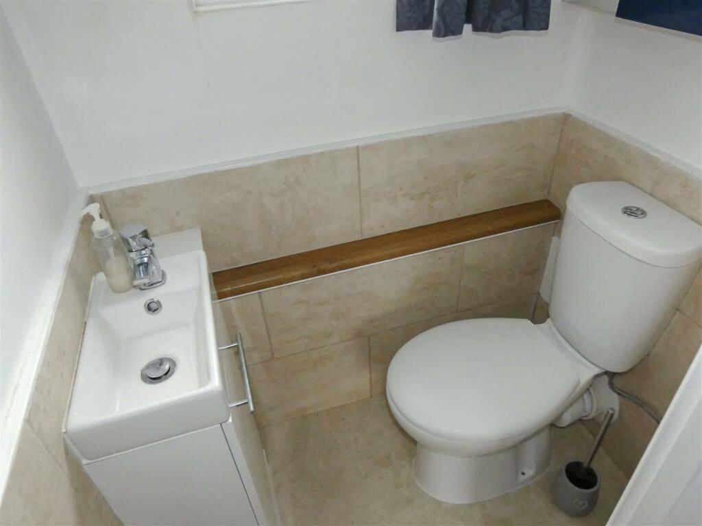 Additional image 14 of Meadway, Sea Estate, Rustington