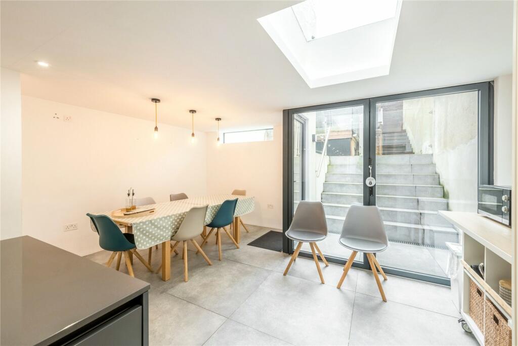 Additional image 5 of Clifton Street, Brighton, East Sussex, BN1