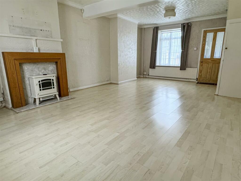 Additional image 3 of Beaconsfield Road, Littlehampton