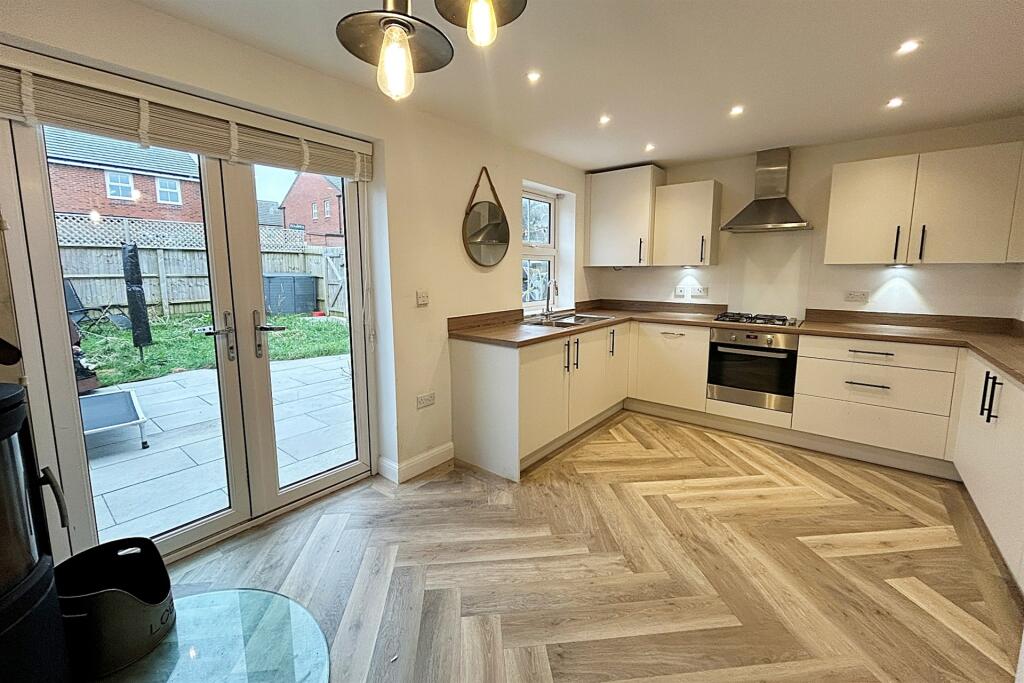 Additional image 17 of Bearwood