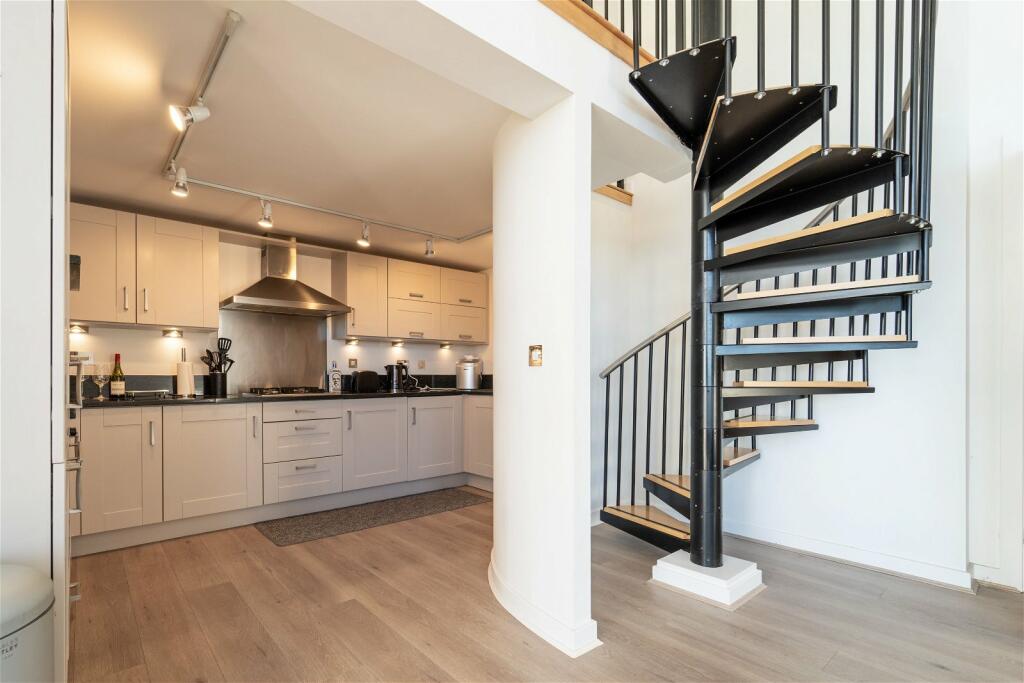 Additional image 9 of Richmond Gate, Richmond Hill Drive, Bournemouth, BH2 6LT