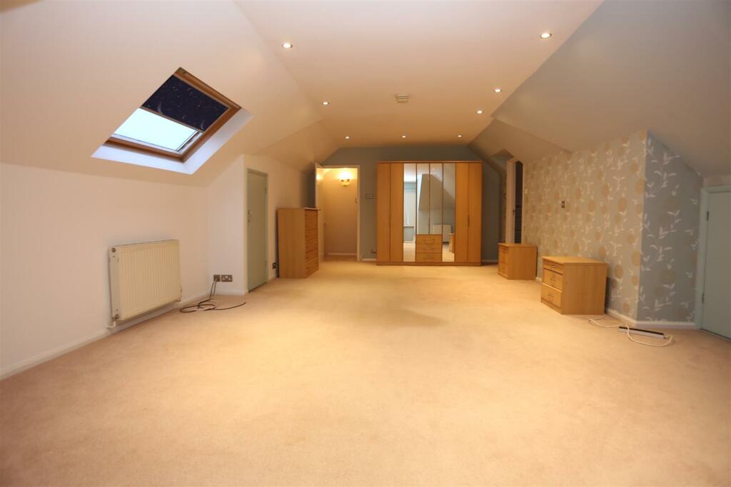 Additional image 27 of Crescent Drive South, Brighton