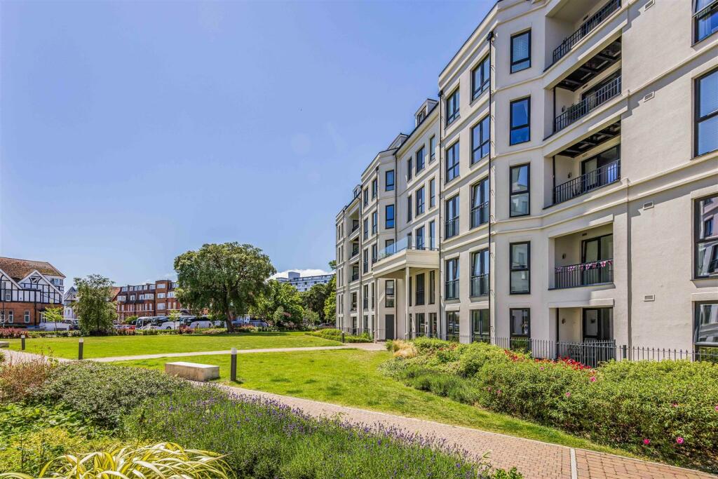 Additional image 26 of West Cliff Road, Bournemouth