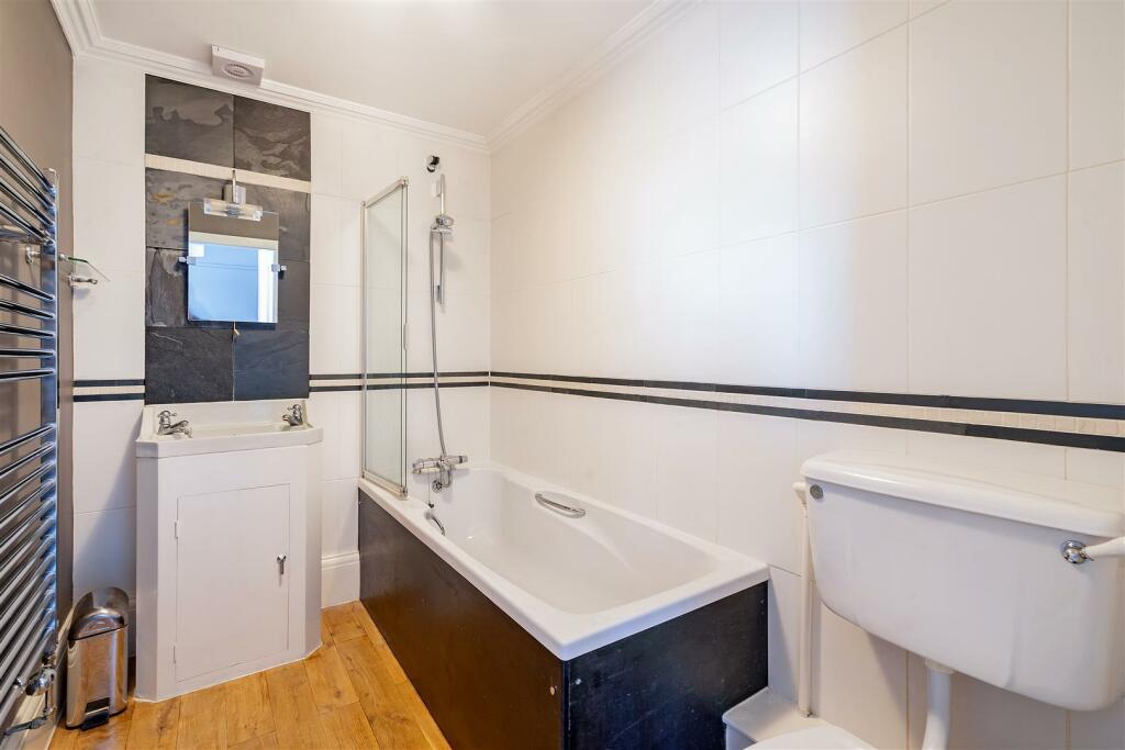 Additional image 20 of Salisbury Road, Winkton