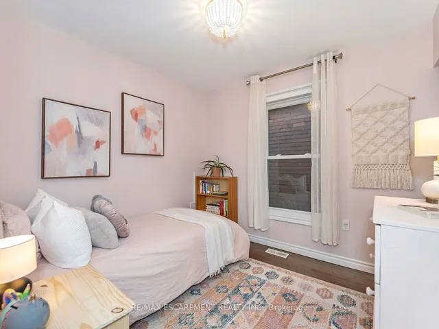 Additional image 27 of 218 Cumberland Ave