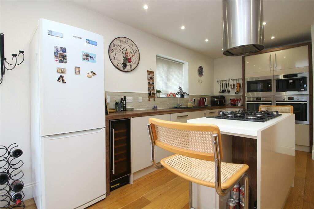 Additional image 3 of Beechwood Avenue, New Milton, Hampshire, BH25